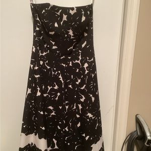 White House Black market